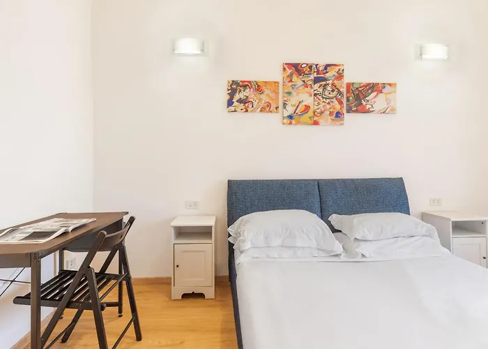 דירה Termini Station Lightsome 3br