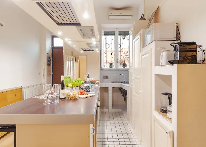 Termini Station Lightsome 3br *